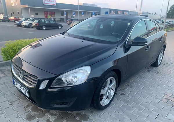 Volvo S60 cena 30000 przebieg: 195000, rok produkcji 2011 z Strumień małe 277